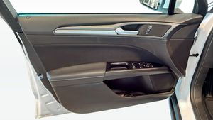 Ford Mondeo bild 11