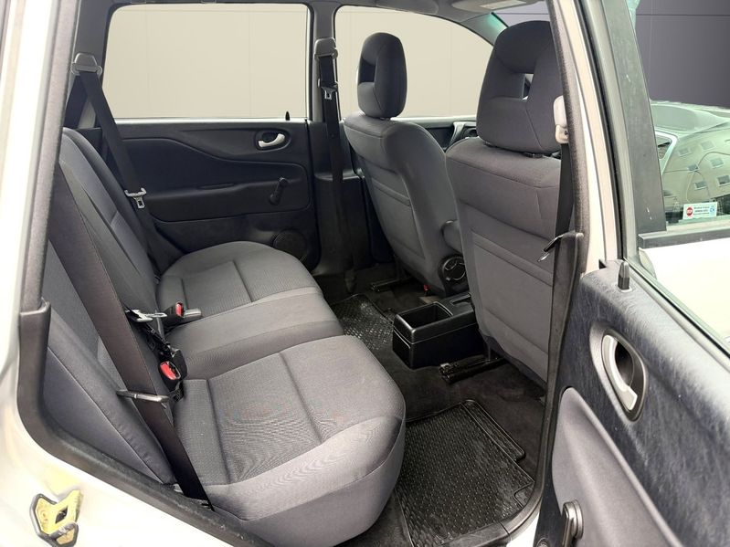 Mitsubishi Space Star bild 11