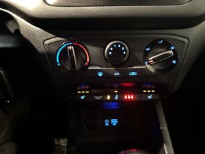 Hyundai i20 bild 15