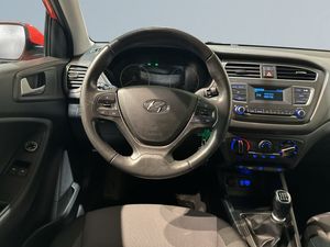 Hyundai i20 bild 9