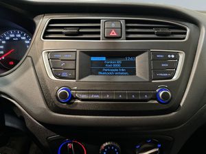 Hyundai i20 bild 11