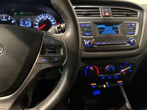 Hyundai i20 bild 20