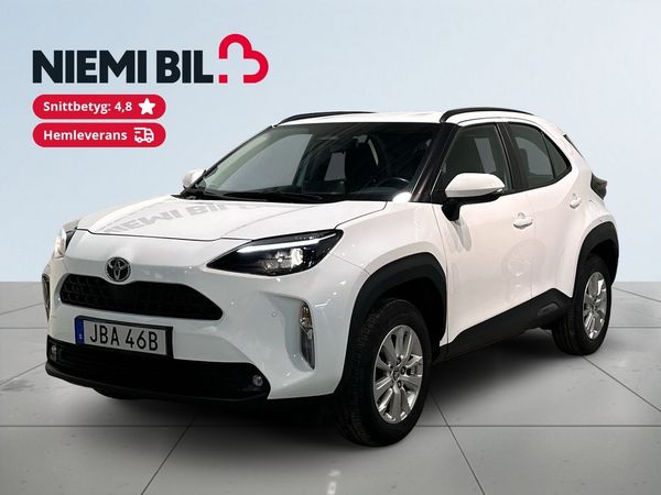Toyota Yaris Cross Hybrid AWD-i e-CVT Mvärm Kamera Psens SoV MOMS - 2024