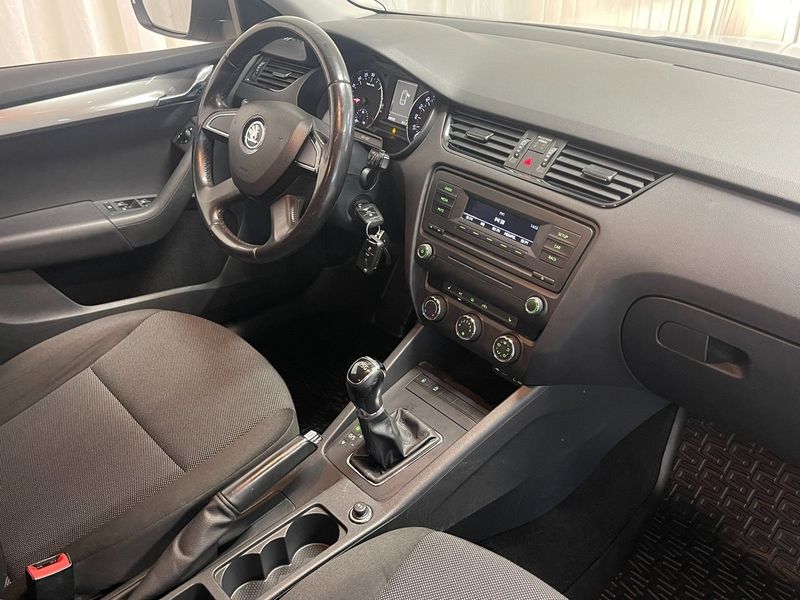 Skoda Octavia bild 9