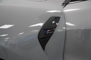 BMW M4 bild 13