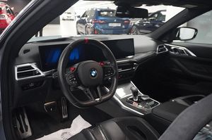 BMW M4 bild 4