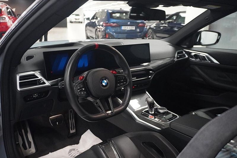 BMW M4 bild 4