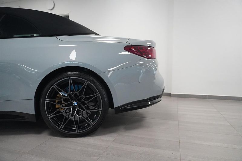 BMW M4 bild 5