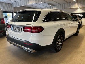 Mercedes E220 bild 8