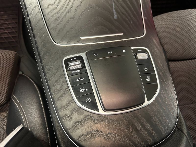 Mercedes E220 bild 17