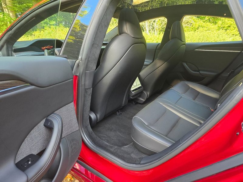 Tesla Model S bild 11