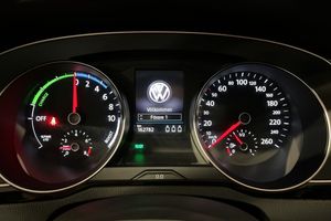 Volkswagen Passat bild 14