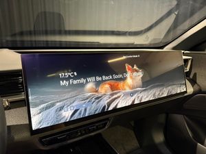 Mazda CX-6e bild 15