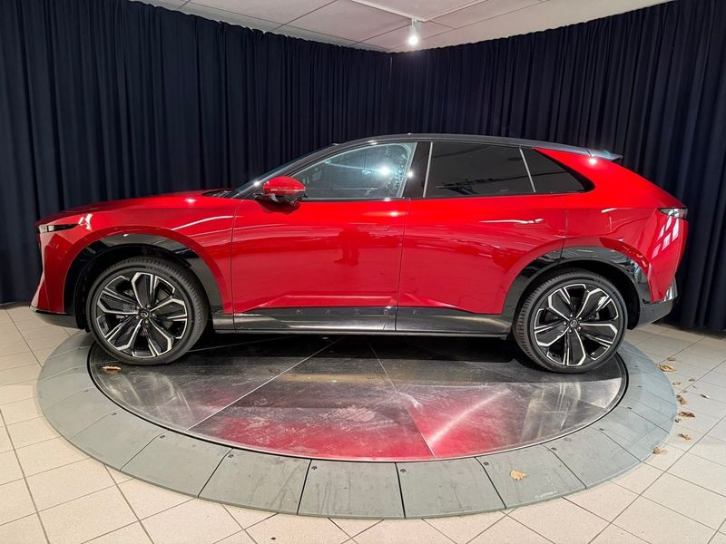 Mazda CX-6e bild 3