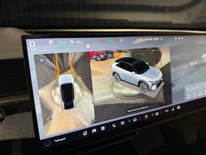 Mazda CX-6e bild 16