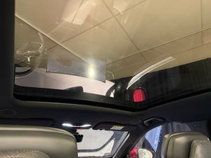 Mazda CX-6e bild 13