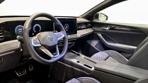 Volkswagen Passat bild 7