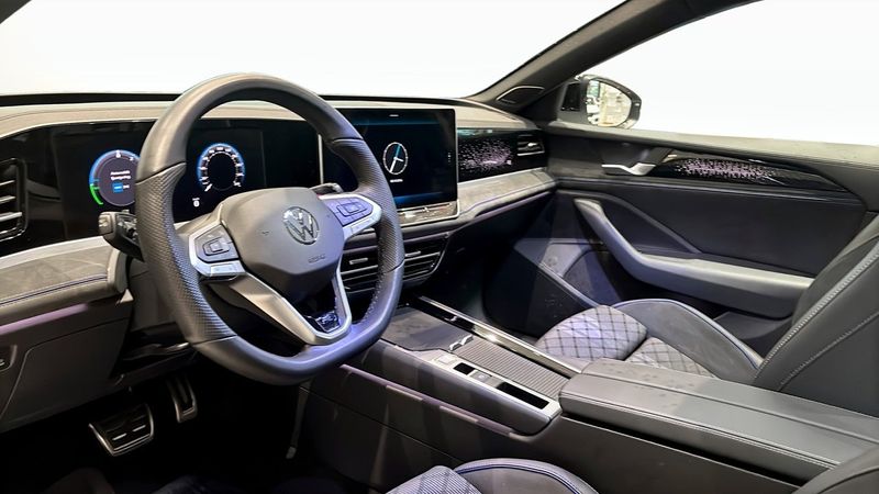 Volkswagen Passat bild 7