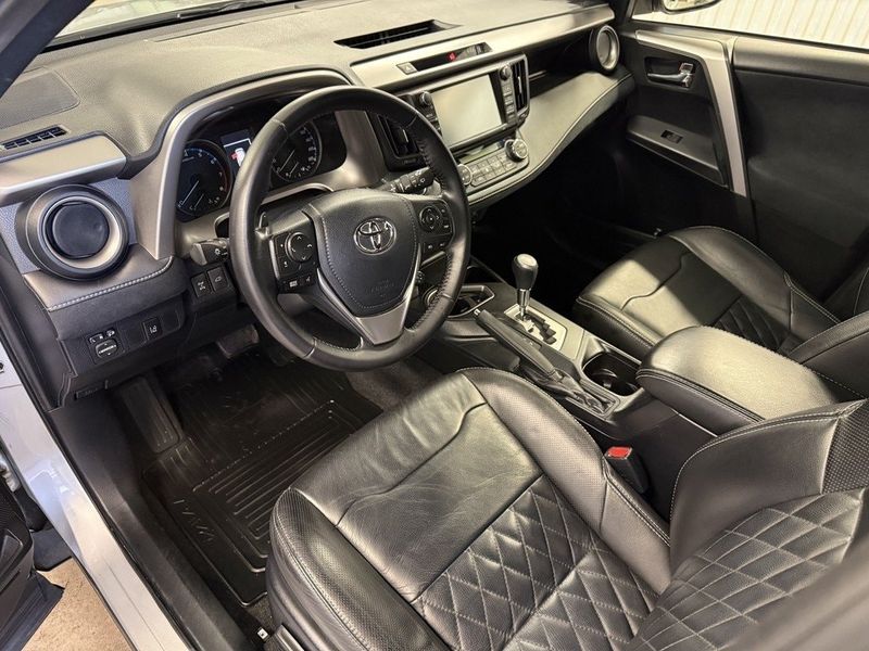 Toyota RAV4 bild 16