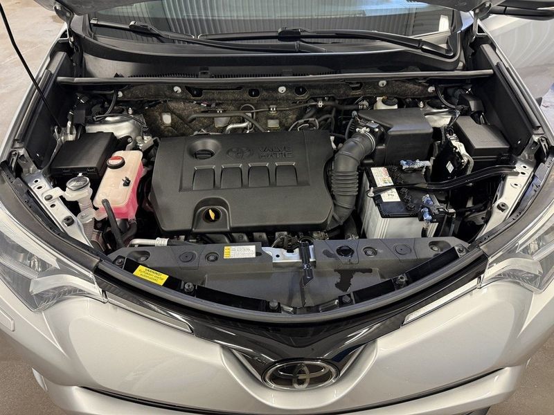 Toyota RAV4 bild 8
