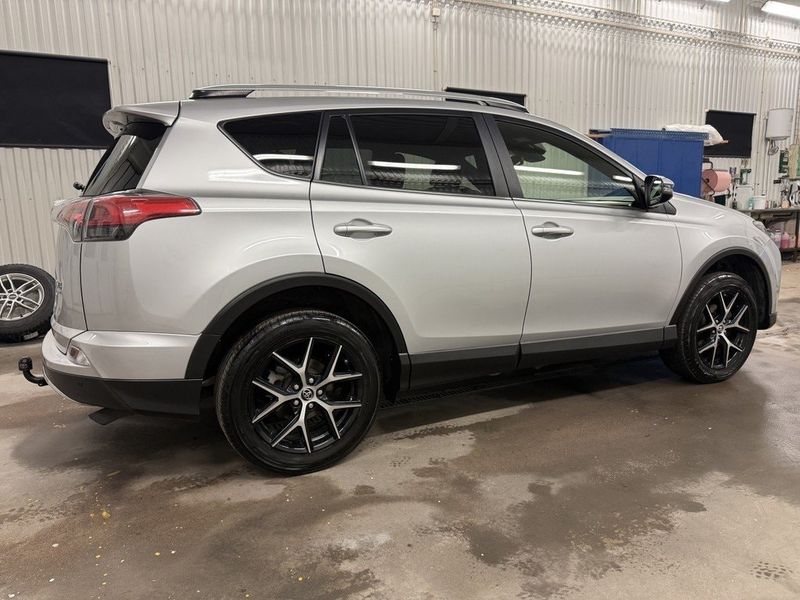 Toyota RAV4 bild 6