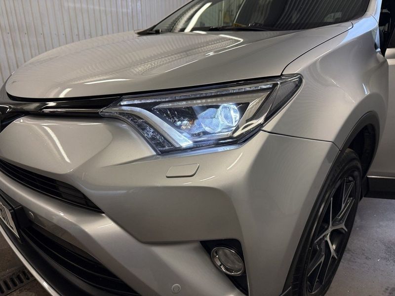 Toyota RAV4 bild 7