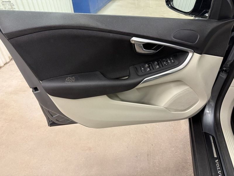 Volvo V40 bild 15