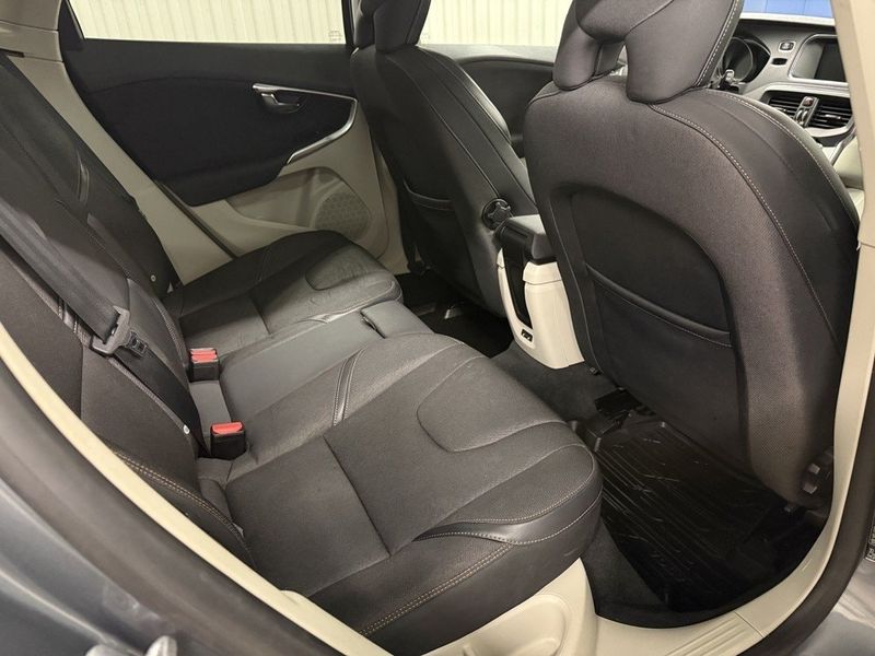 Volvo V40 bild 11