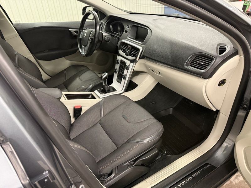 Volvo V40 bild 12