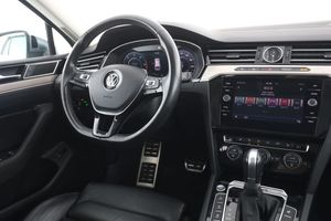 Volkswagen Passat bild 14