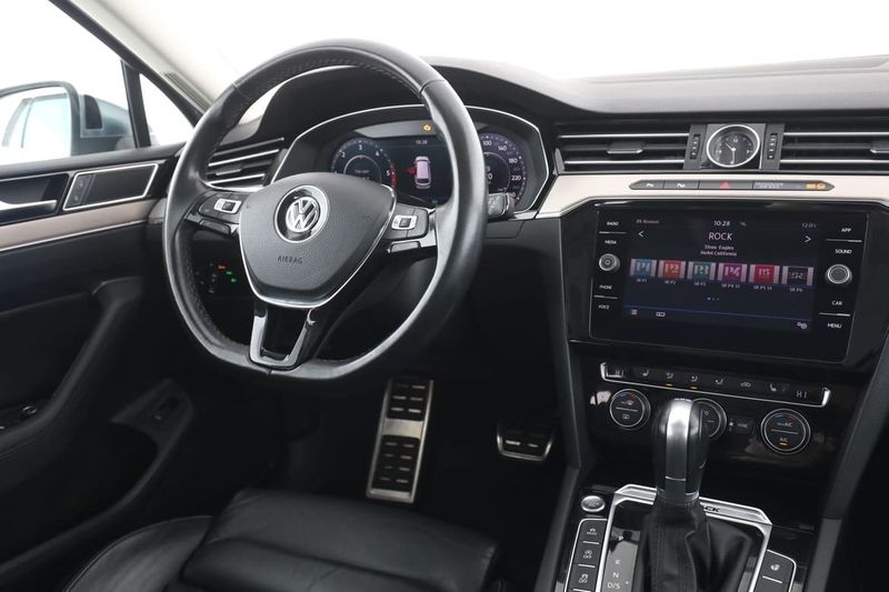 Volkswagen Passat bild 14