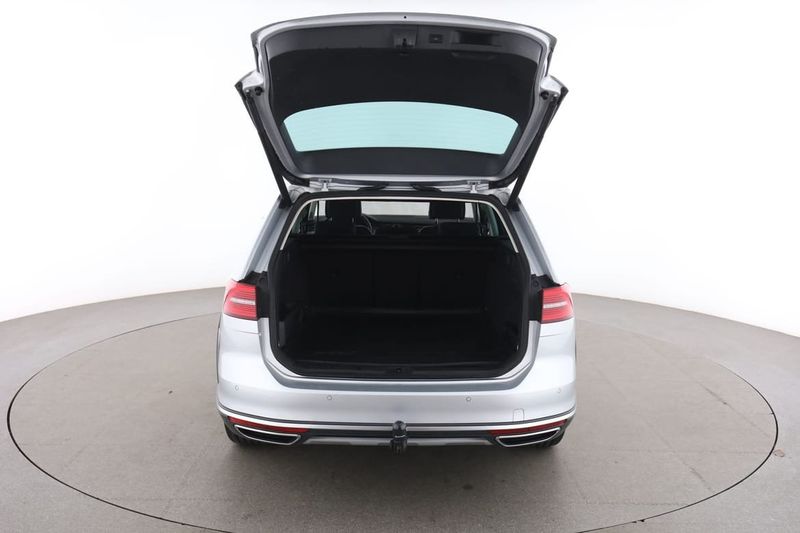 Volkswagen Passat bild 17