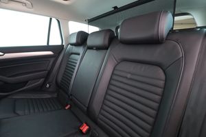 Volkswagen Passat bild 15