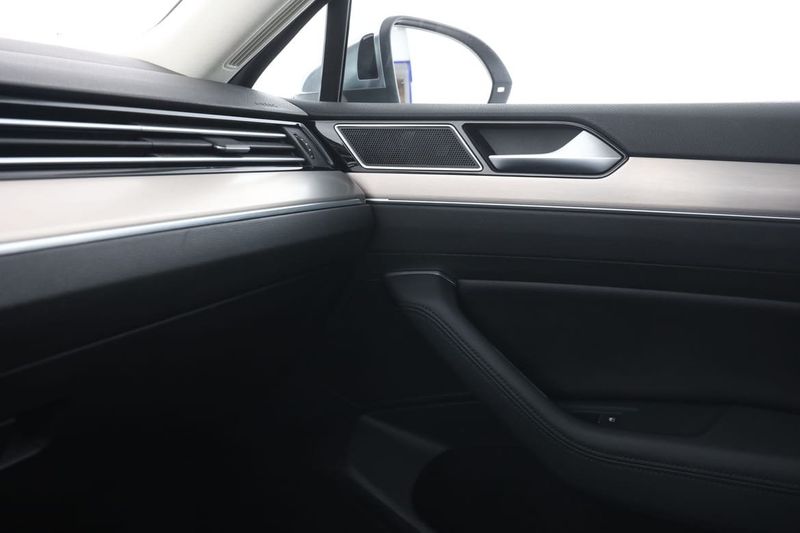 Volkswagen Passat bild 31
