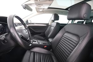 Volkswagen Passat bild 11