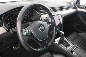 Volkswagen Passat bild 12