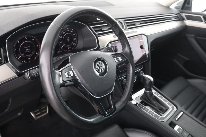 Volkswagen Passat bild 12