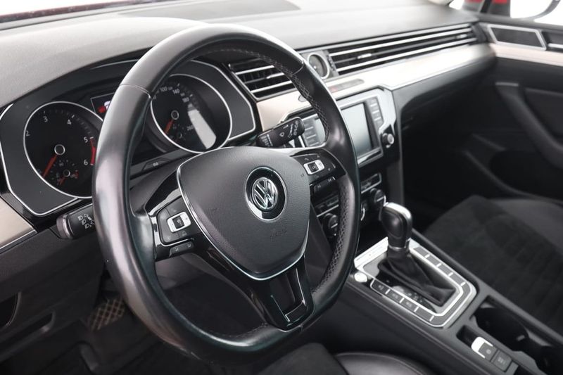 Volkswagen Passat bild 12