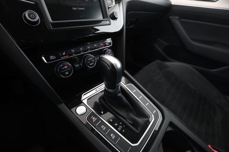 Volkswagen Passat bild 24