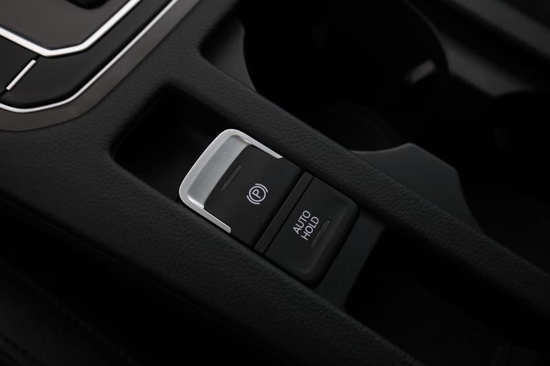 Volkswagen Passat bild 32