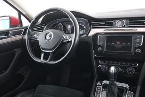 Volkswagen Passat bild 14