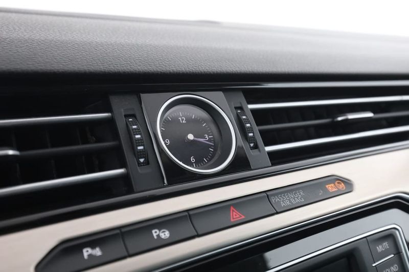 Volkswagen Passat bild 25