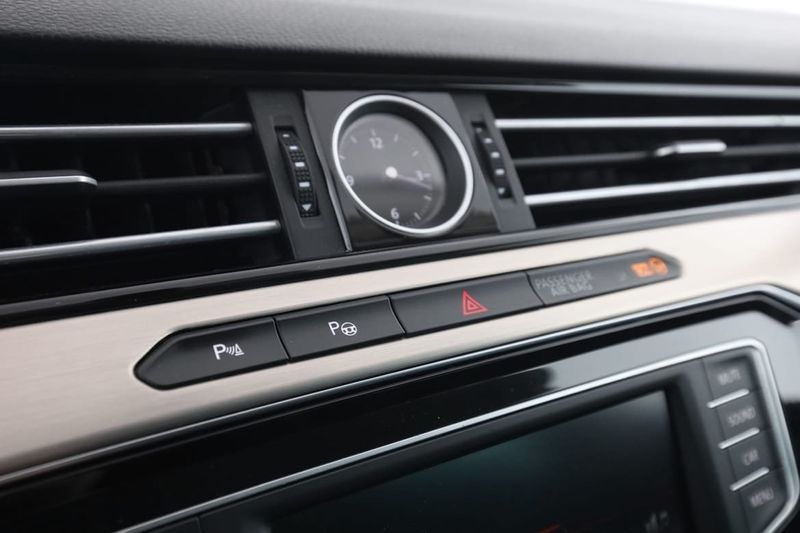 Volkswagen Passat bild 26