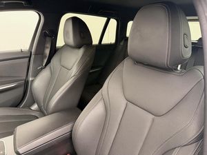 BMW 330 bild 6
