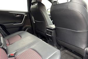 Toyota RAV4 bild 9
