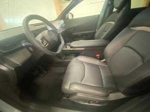 Mazda CX-6e bild 8