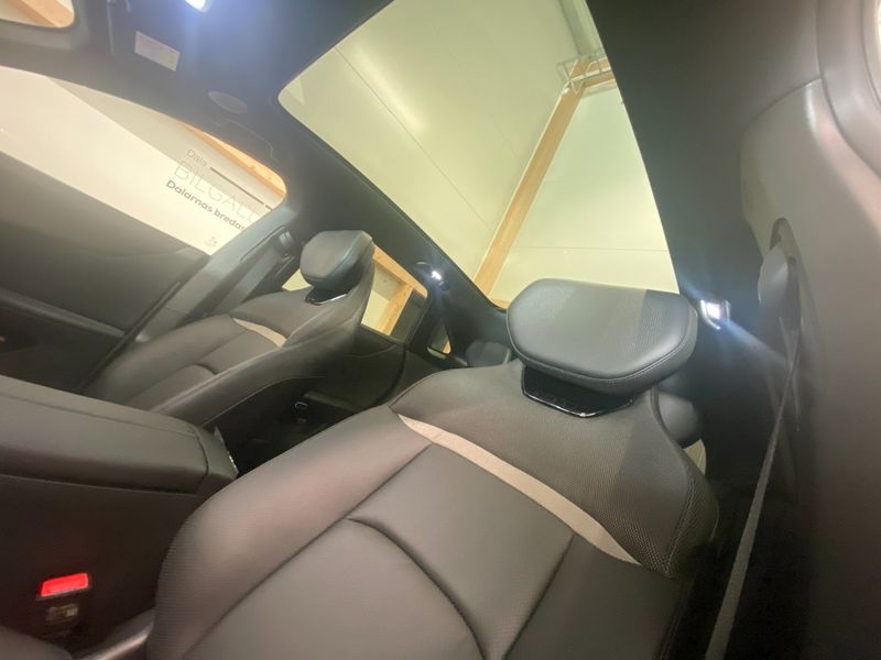 Mazda CX-6e bild 7