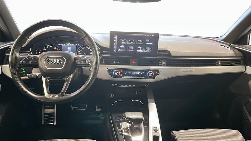 Audi A4 bild 10