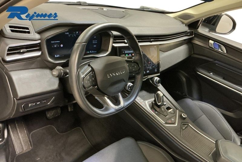 Lynk & Co 01 bild 6