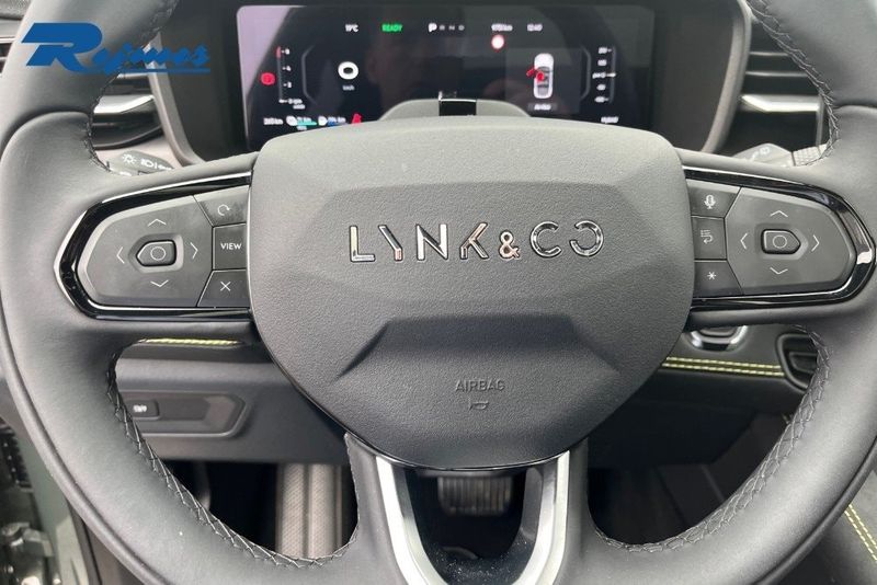 Lynk & Co 01 bild 10
